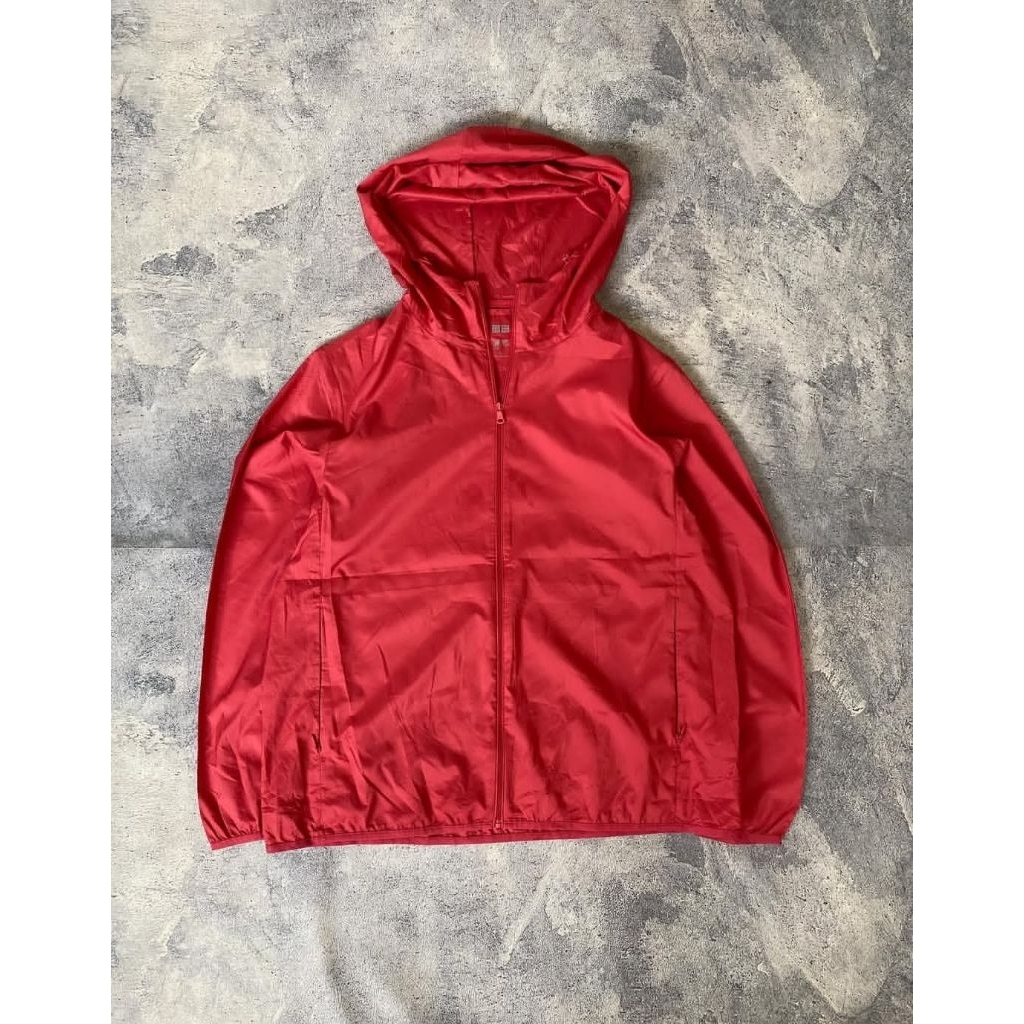 jaket running UNIQLo UV mrh