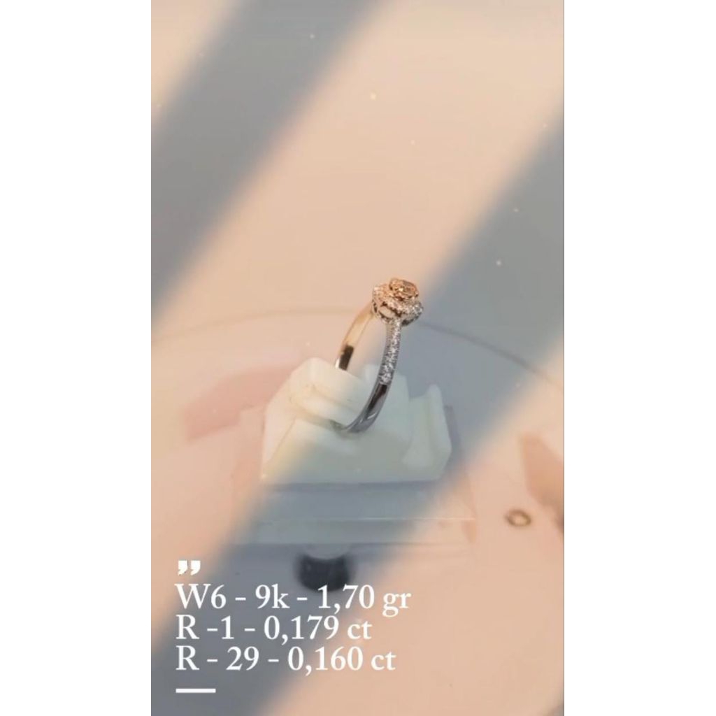 Cincin Berlian dan Emas