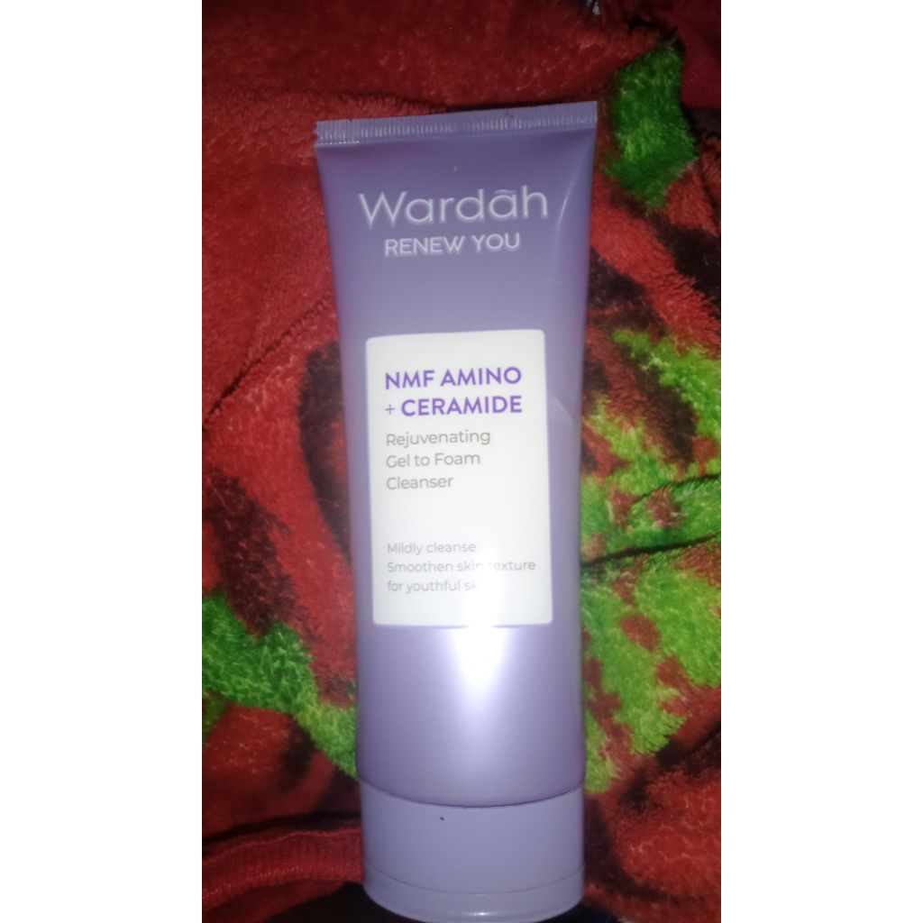 new Wardah face wash