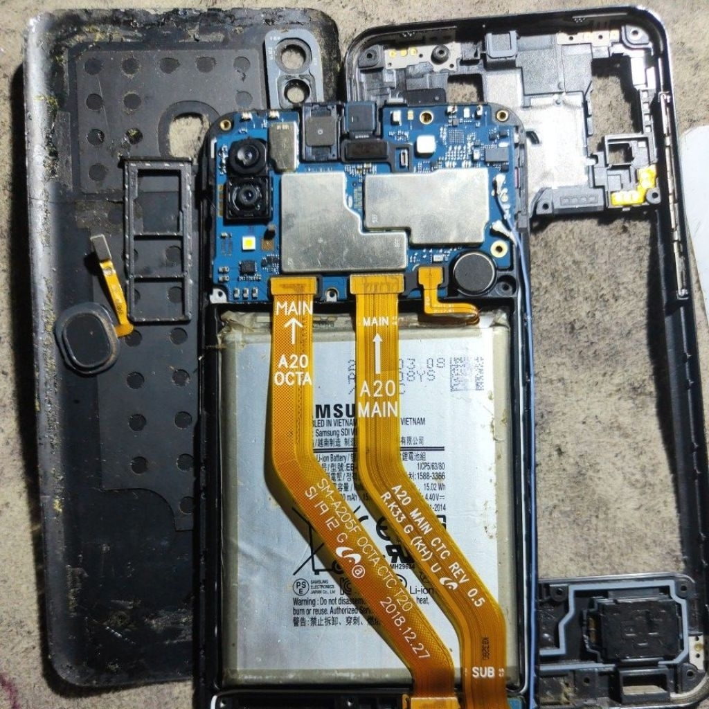 Samsung a20 mati/korslet utuh