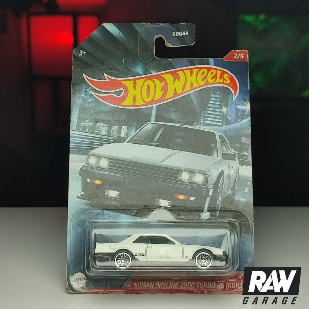 Hot Wheels Nissan Skyline 2000 Turbo RS KDR30 White Putih
