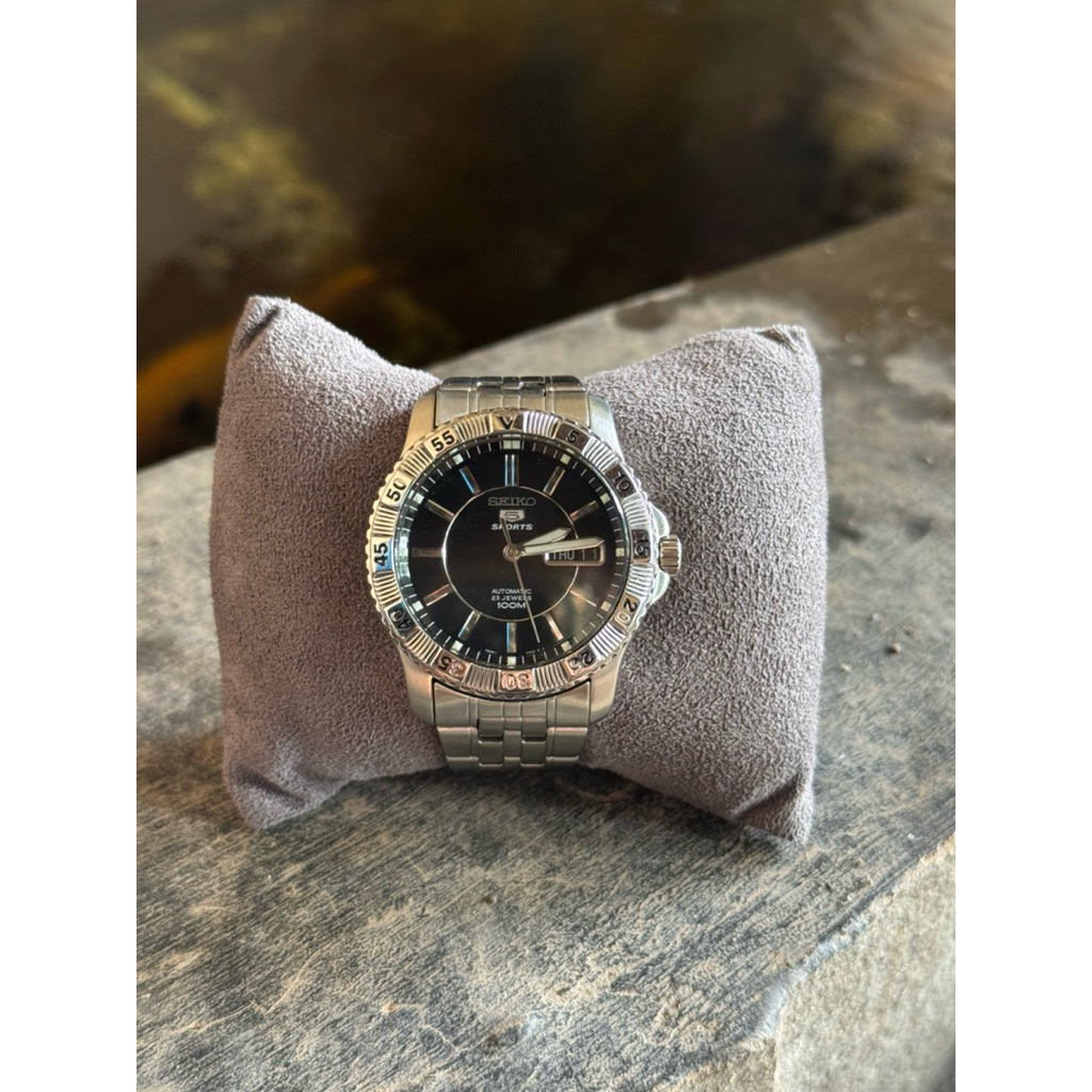 Seiko 5 Sport SNZJ25 Automatic Jam Tangan Pria Bekas Original