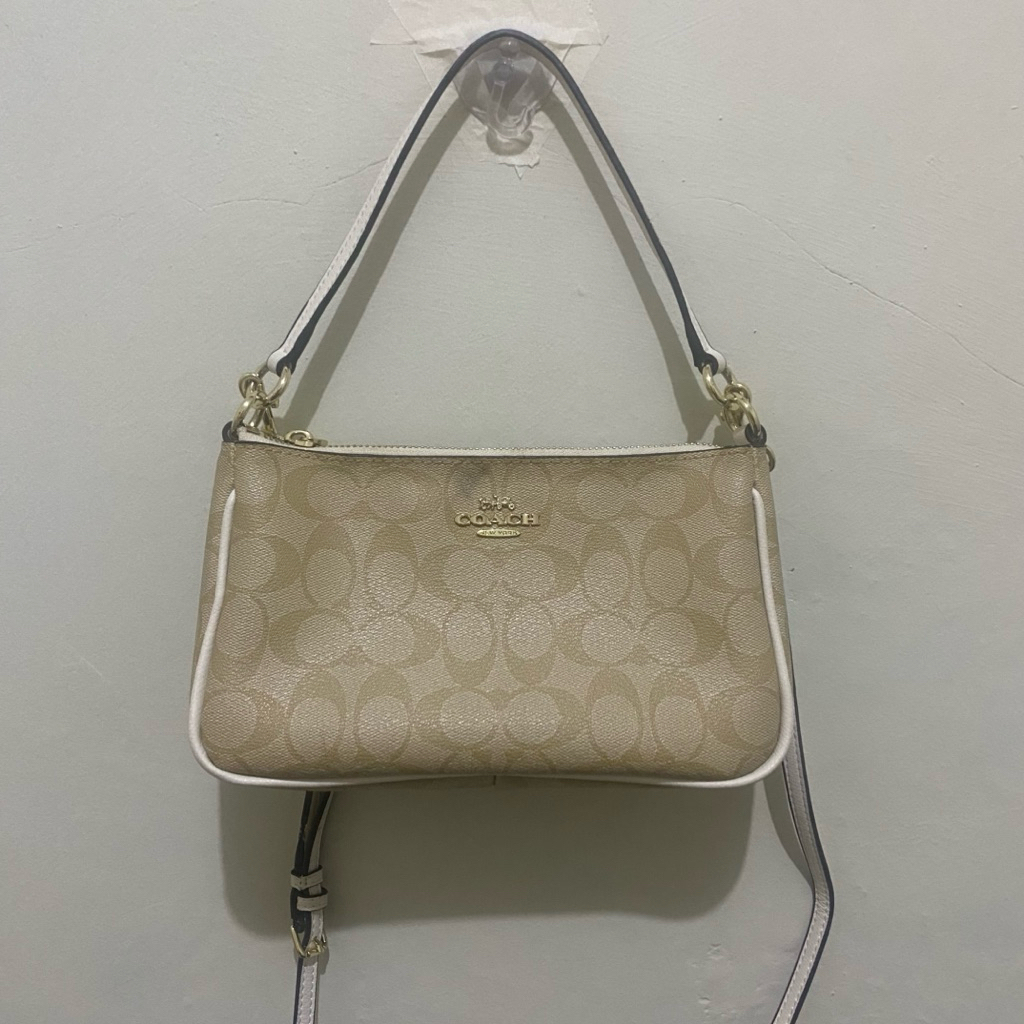 Prelvd Tas Coach New York