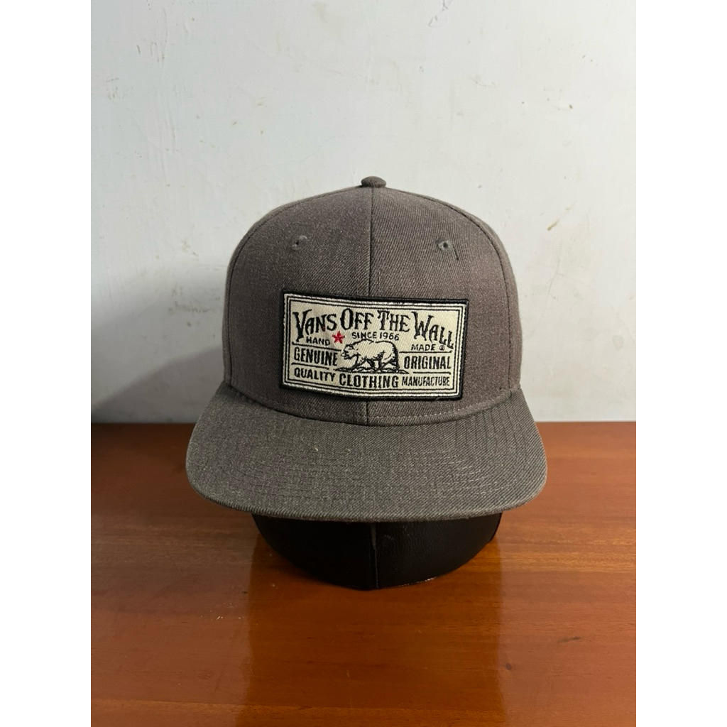 topi vans off the wall original second