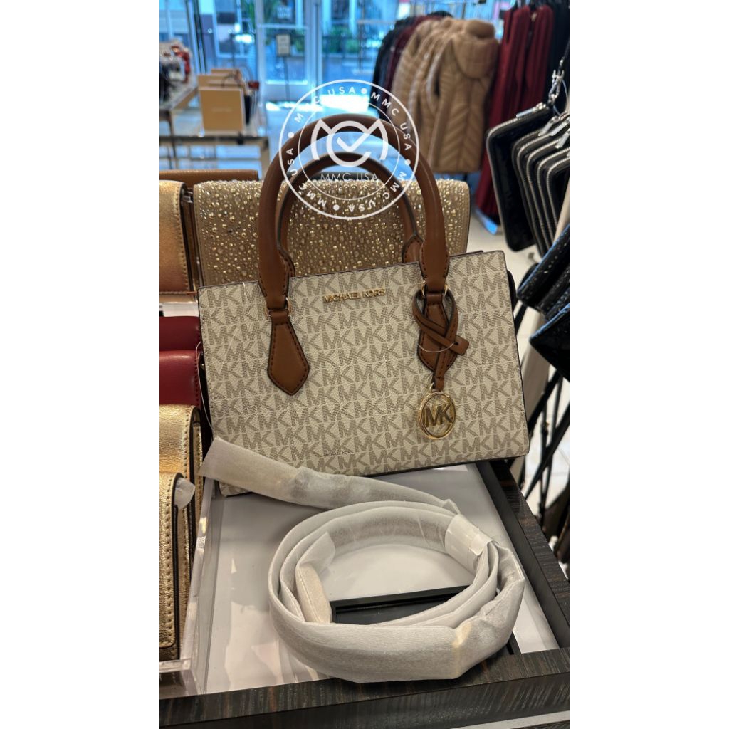 MK SMALL SATCHEL SHEILA SIGNATURE