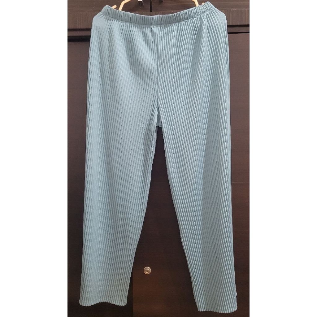 Celana Uniqlo Kulot Uniqlo Original Size L