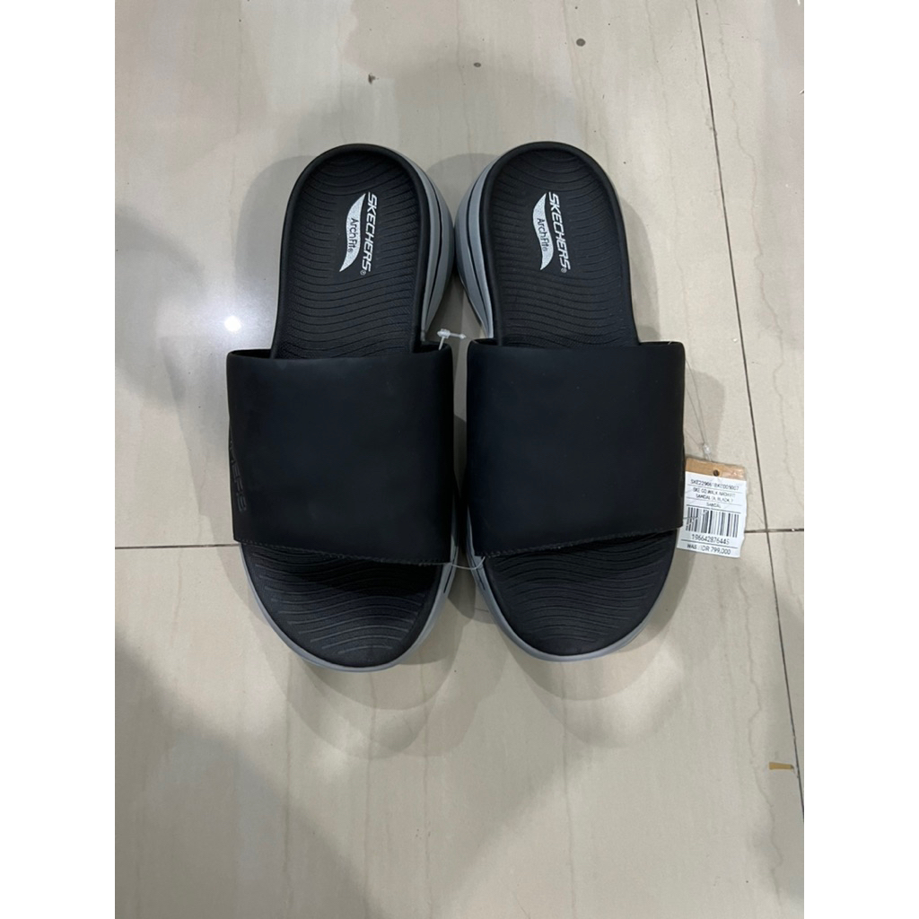 Sendal Skechers Go Walk Black Arch Fit (No Box) 100% Original