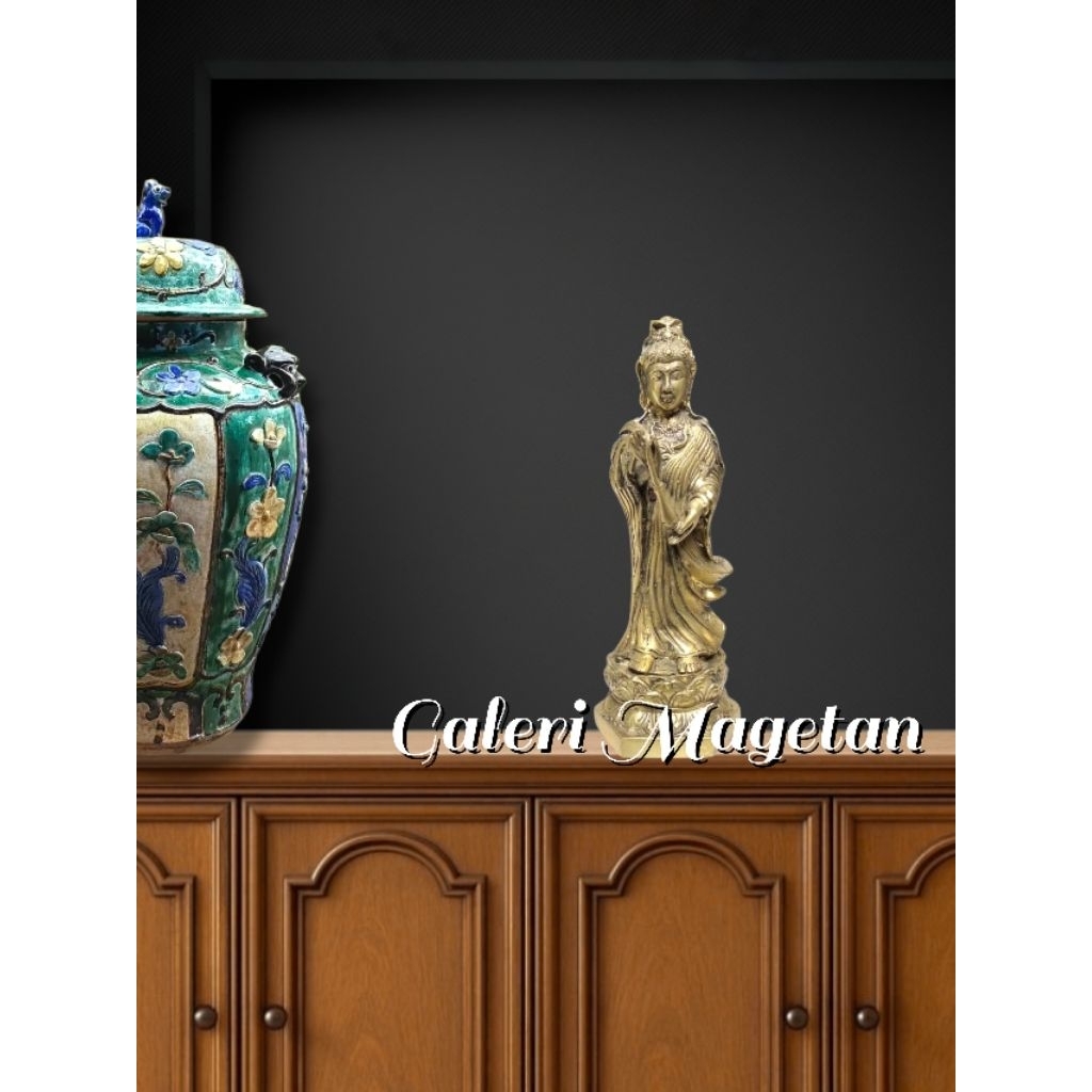 Patung Dewi Kwan im Emas Kuningan 30 Cm Jm129