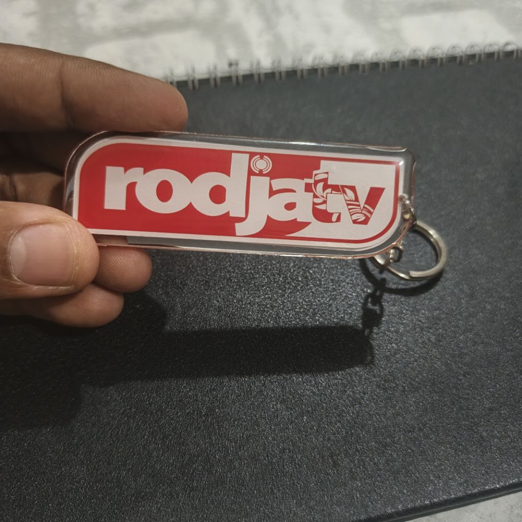 Gantungan kunci rodja tv acrilic