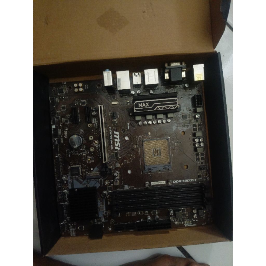 MOBO/MOTHERBOARD B450M