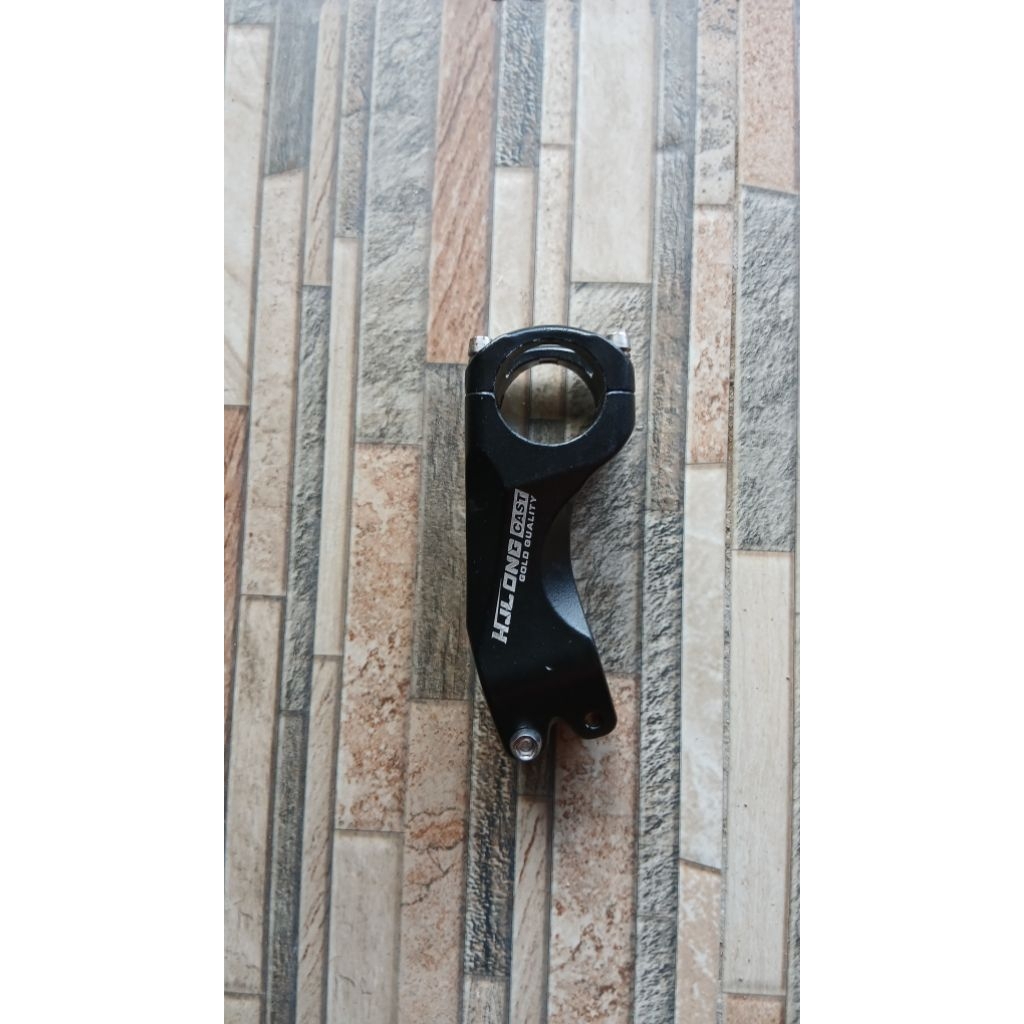 Stem mtb xc 7 derajat panjang 9cm nunduk dan stem pacific 5 derajat panjang 9cm