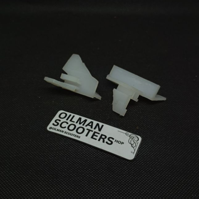 PLASTIK PESAWAT OLI VESPA PLASTIK PESAWAT VESPA PLASTIK SIRIP OLI VESPA PESAWAT VESPA PLASTIK OLI PX