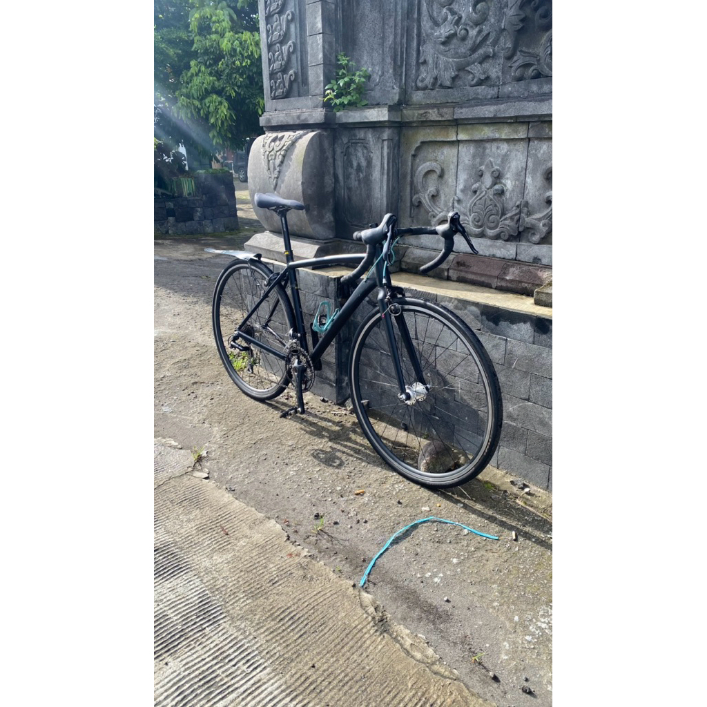 polygon strattos s 3 2018 gravel/roadbike