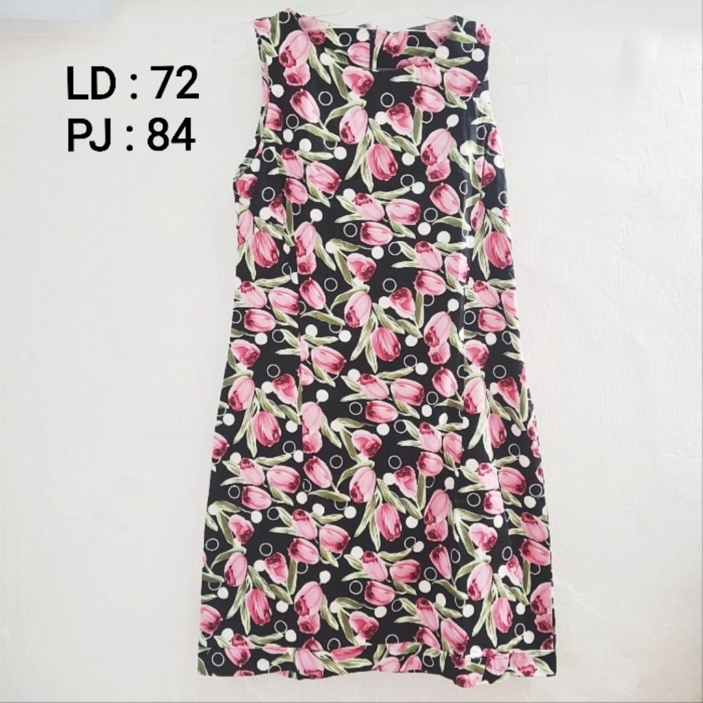 Midi Dress Wanita Hitam Motif Bunga Tulip Pink - Handmade, Kain Katun  (Preloved/Bekas)