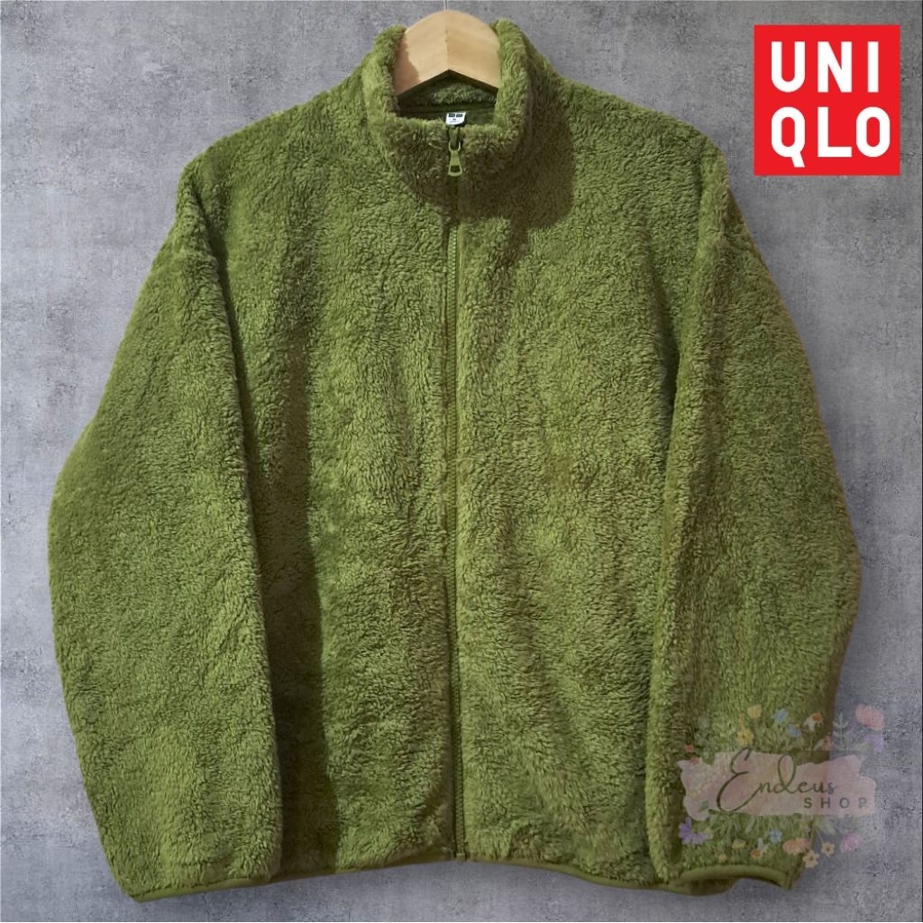 JAKET SHERPA LUAR DALAM UNIQLO SIZE XL WARNA ARMY MUDA