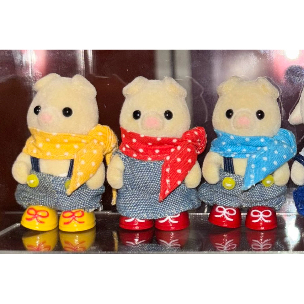 sylvanian pig triplets set
