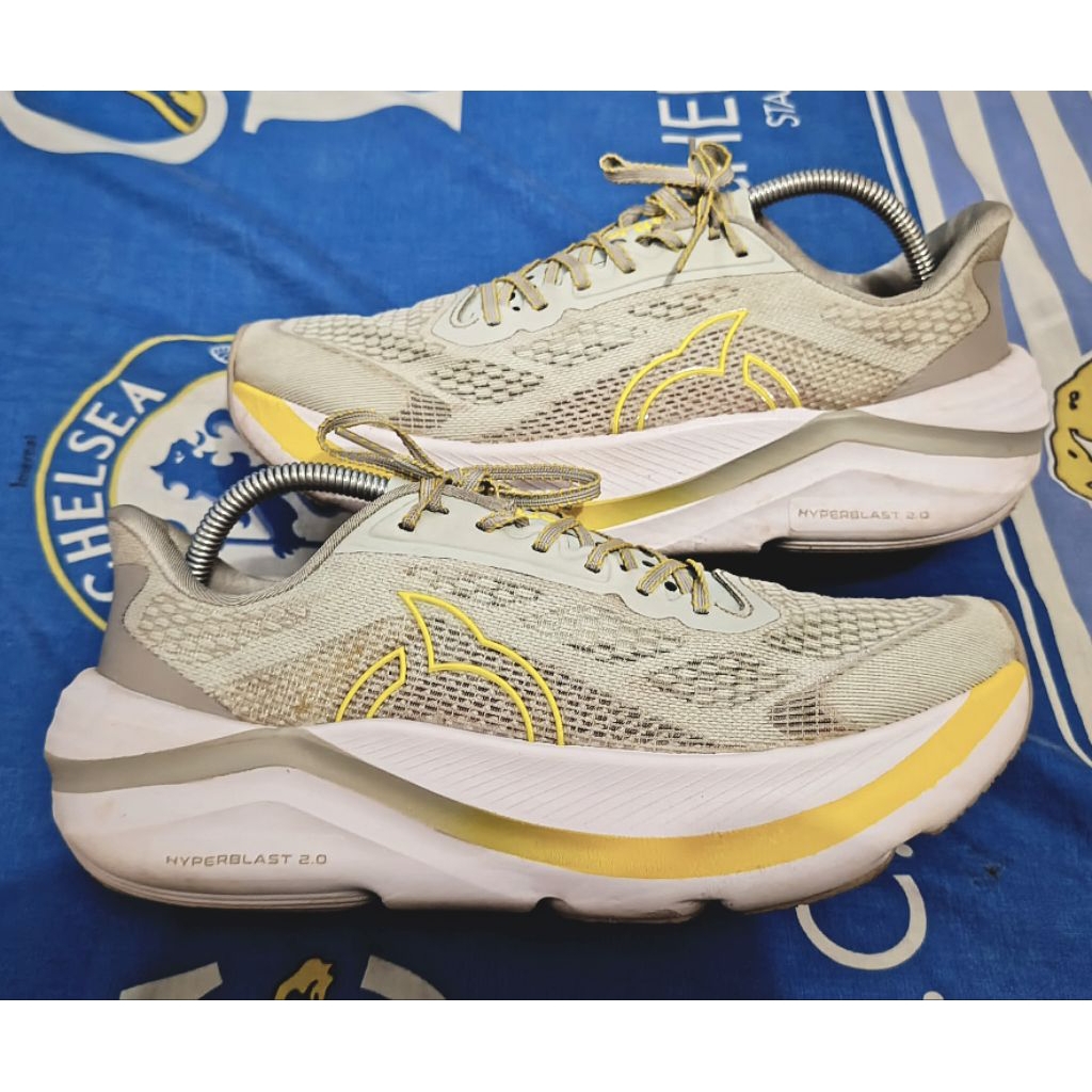 Sepatu Running / Lari Ortus Eight Hyperblast 2.0 Second / Bekas / Pre Loved
