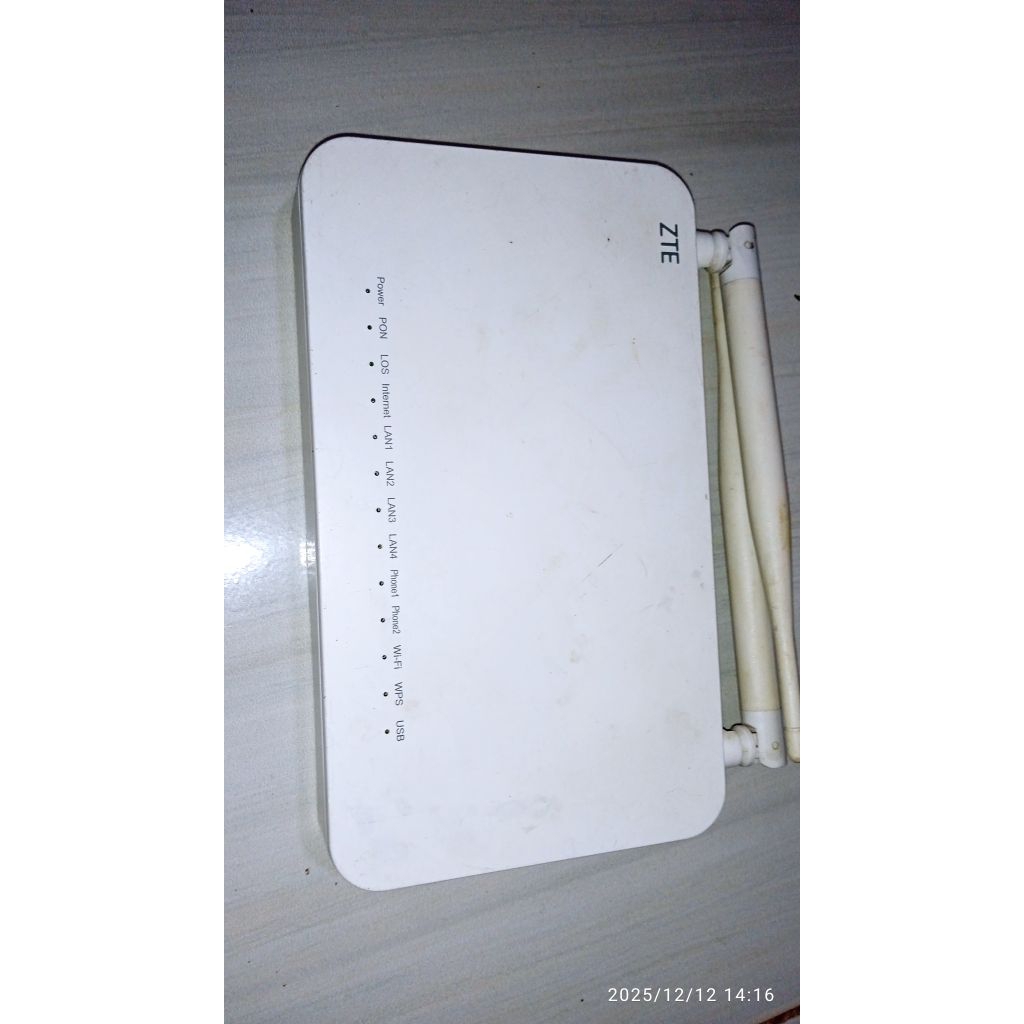 ruter wifi ZTE kondisi on