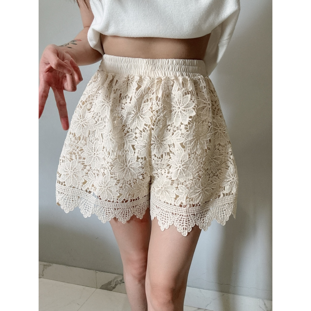 Ndudshop – Brocade shorts (Kode: 5238) – Bawahan Wanita – Celana Pendek Wanita – Celana Pendek Bruka