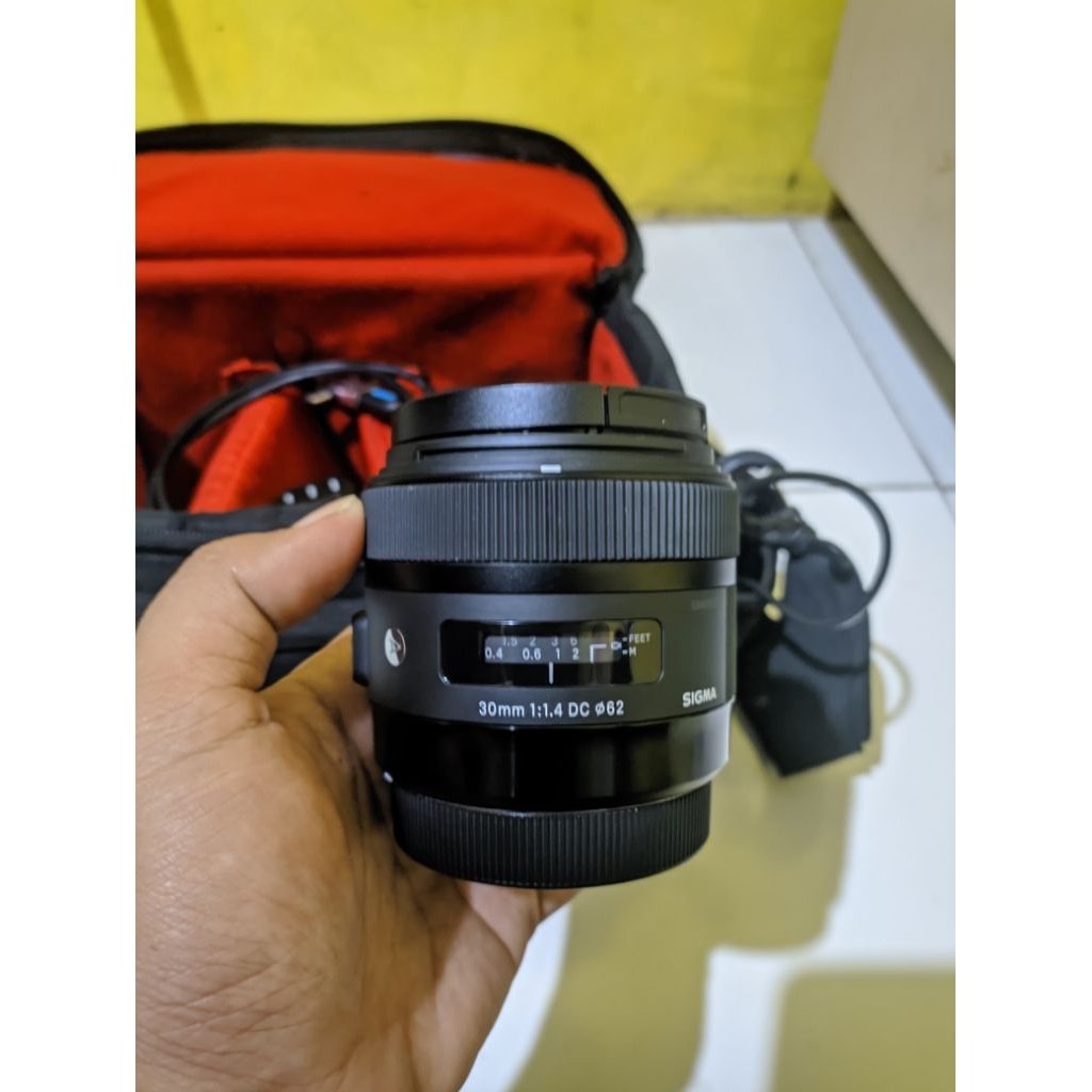 Lensa sigma art 30mm f1.4 for canon APSC