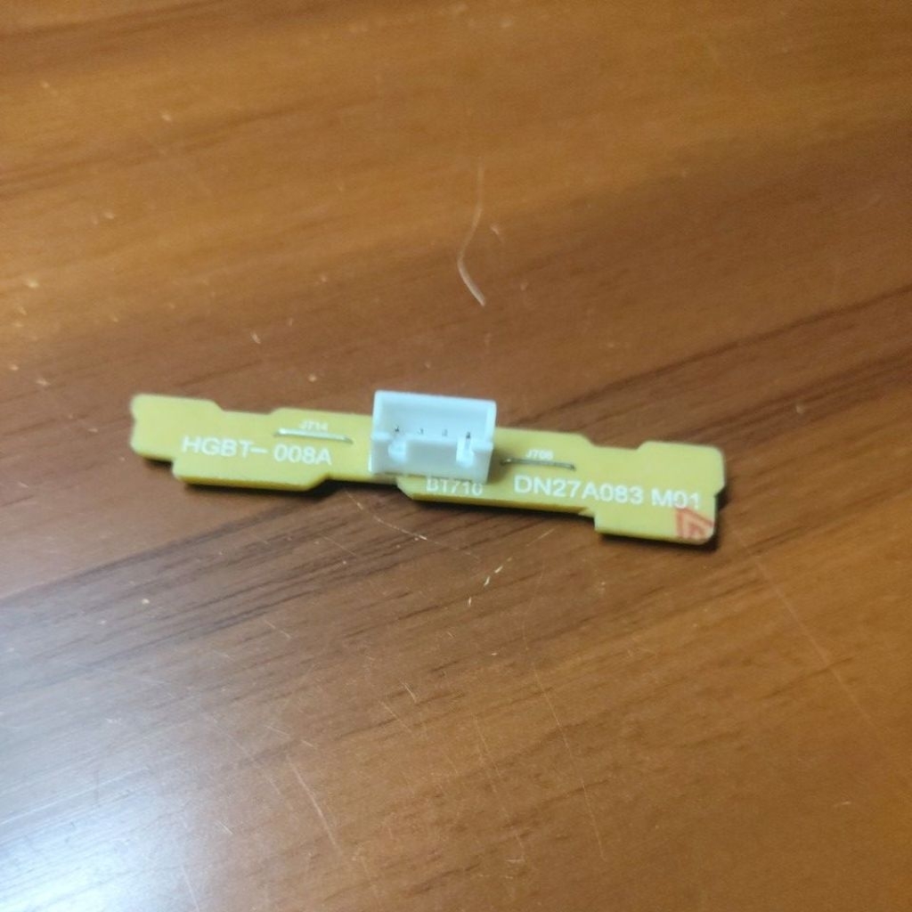 Sensor pintu kulkas polytron beleza