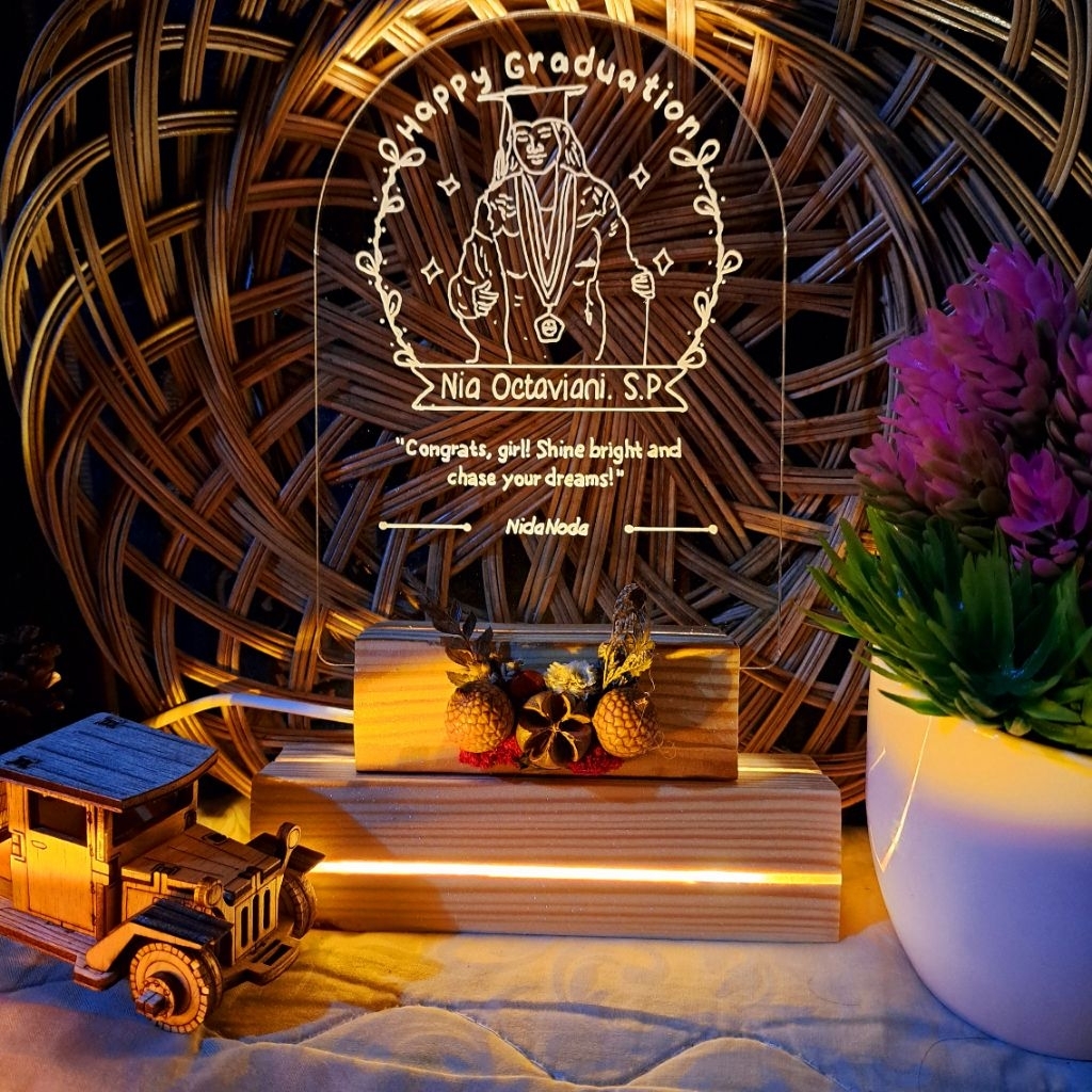 [Termurah 1 hari Jadi] Lampu Akrilik Custom Foto Asli, Gift Wisuda Line Art, Gift Custom Wisuda, Lam