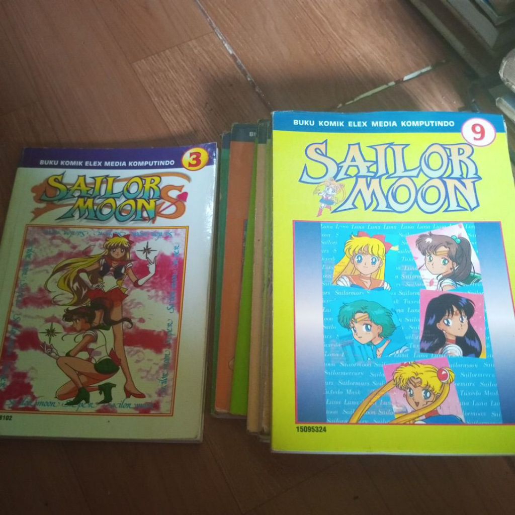 komik SAILORMOON - NAOKO TAKEUCHI