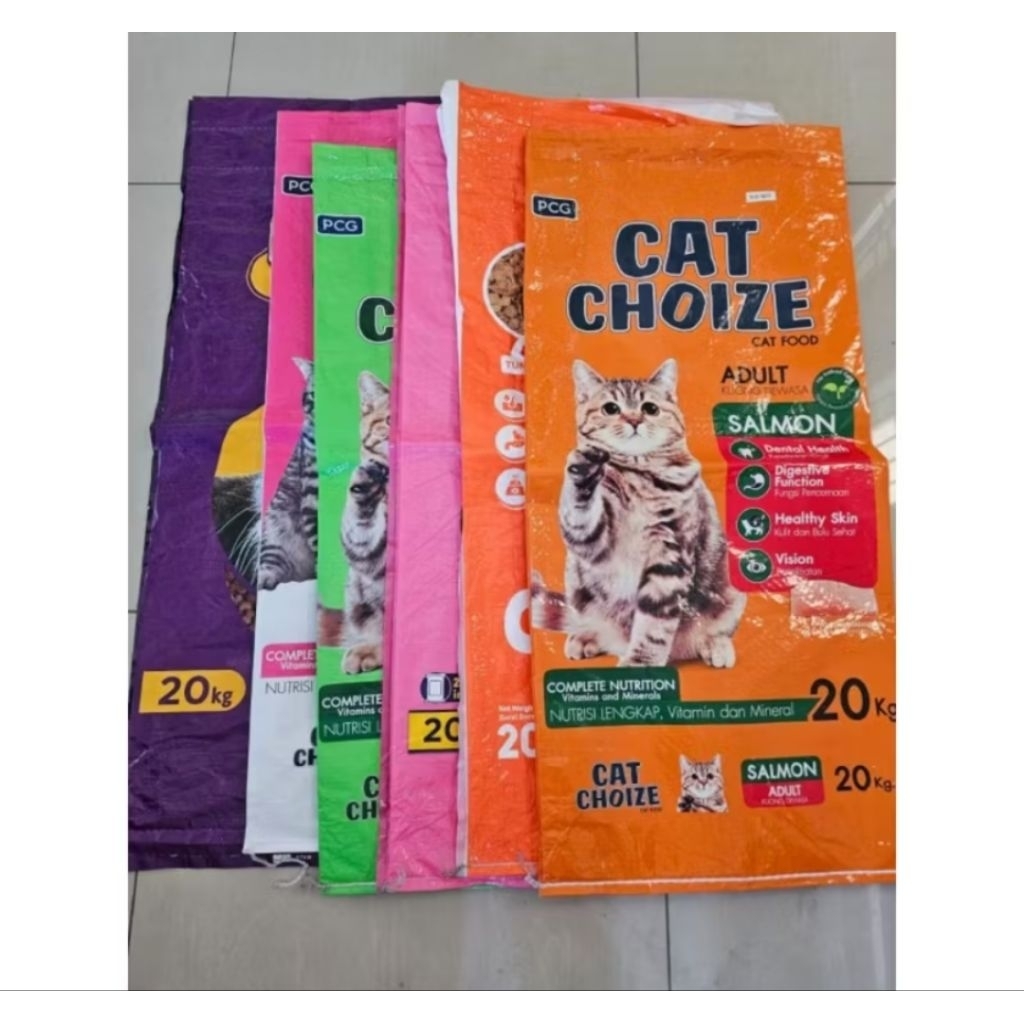 karung bekas makanan kucing