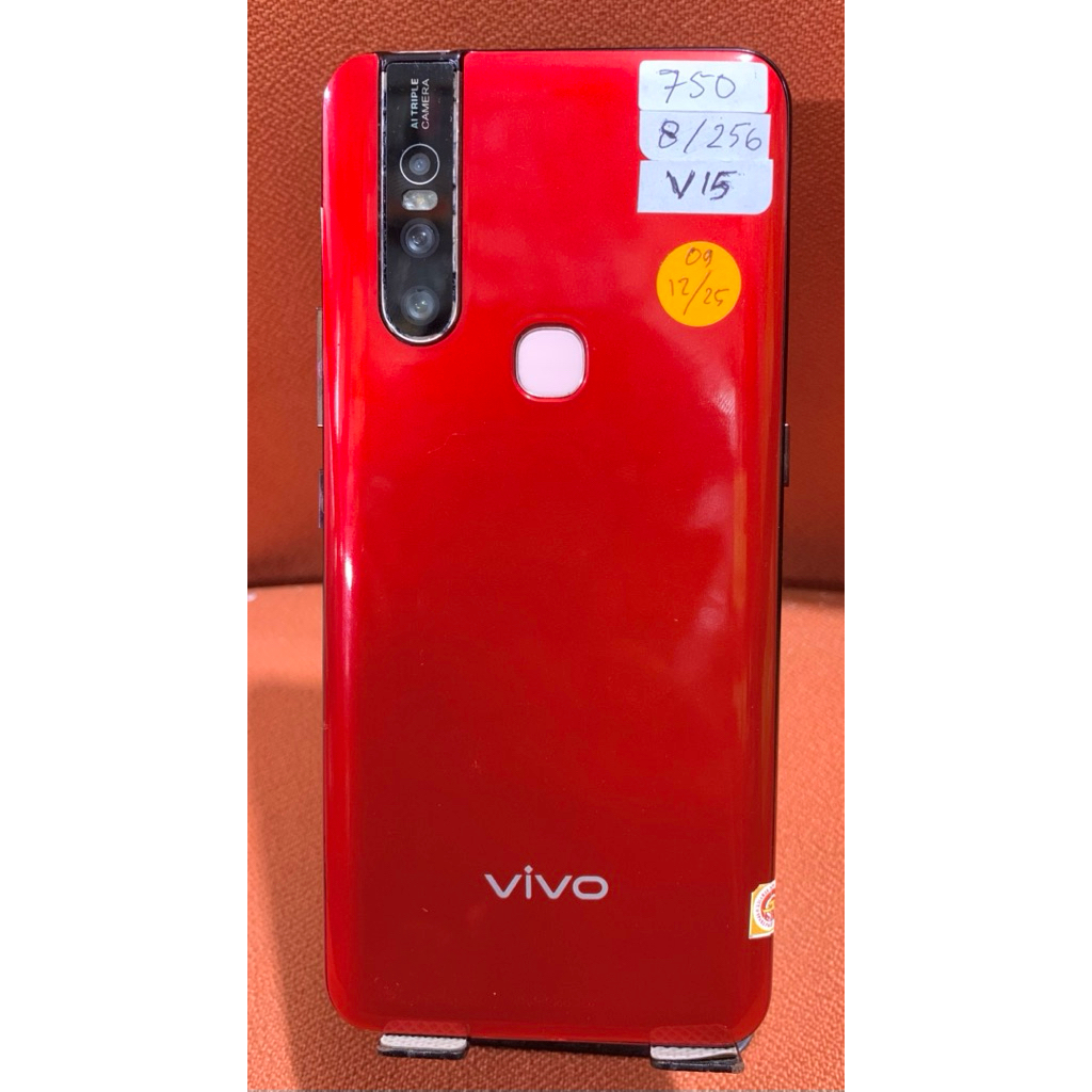 Hp second Hp normal Vivo V15 Ram 8/128 minus ganti LCD+tutup belakang