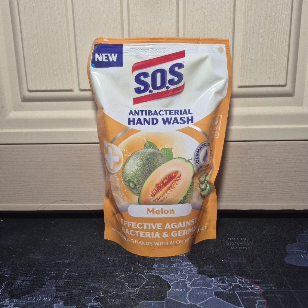 SOS sabun cuci tangan / antibacterial handwash refill 300 ml