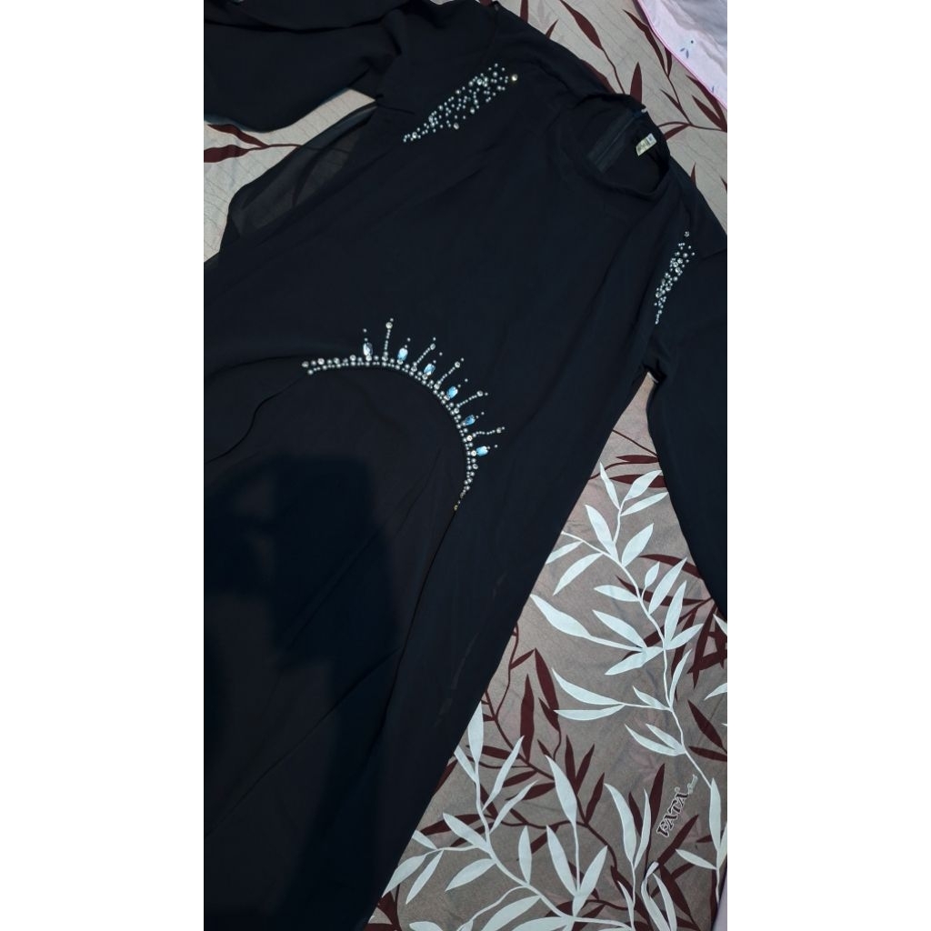 Preloved Dress Raya Vanilla Hijab