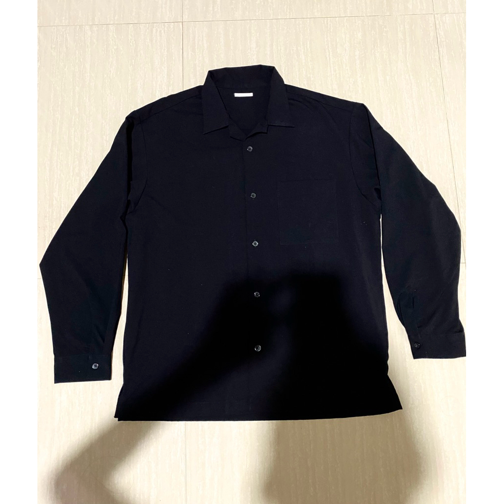 kemeja hitam opencollar GU