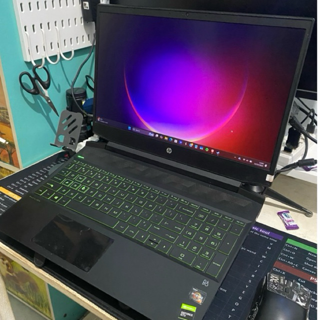 HP Pavilion Gaming 15 Ryzen 7 GTX 1650 16GB