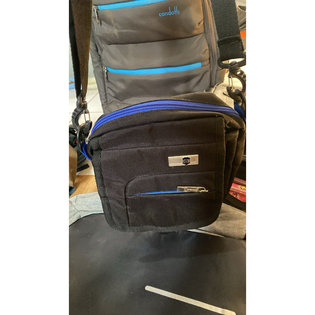 tas selempang  kecil Eiger