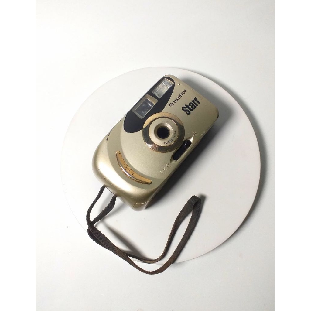 Kamera Analog Fujifilm Starr