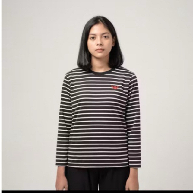 Kaos Lengan Panjang Stripes Damakara preloved