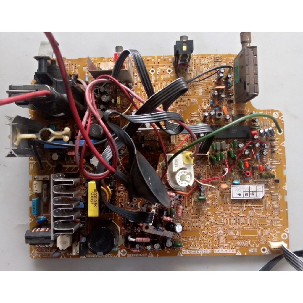 mesin tv Polytron lama,tabung 21inch,cabutan komponen lengkap, blum uji test,gambling