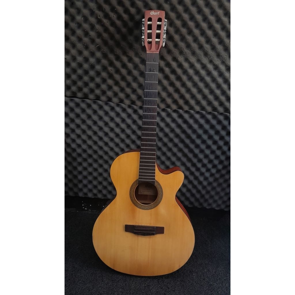 Gitar akustik elektrik cort cec1 OP clasik senar nilon original second (siap pakai)