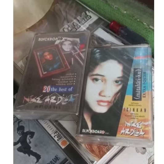 KASET KOLEKSI  NIKE ARDILLA MATAHARIKU