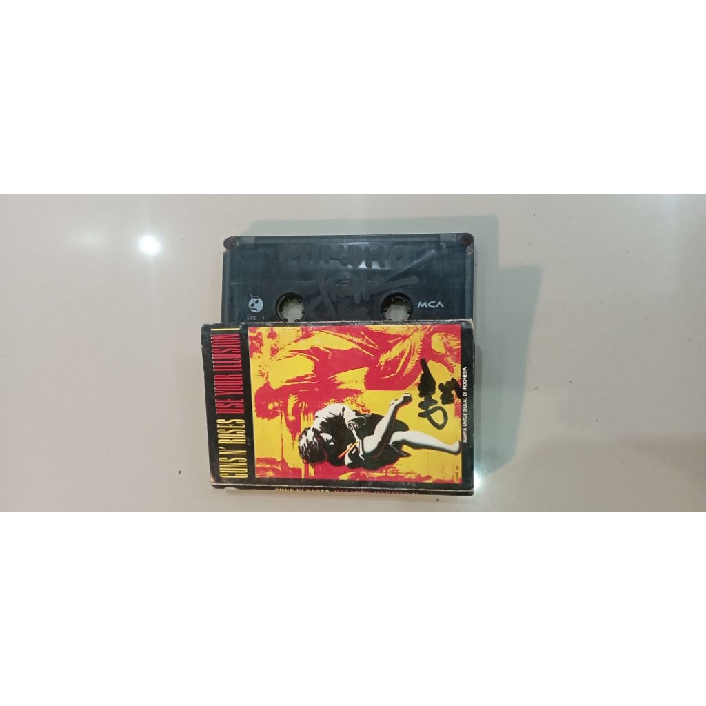 kaset GNR USE YOUR ILLUTION 1 MCA RECORDS