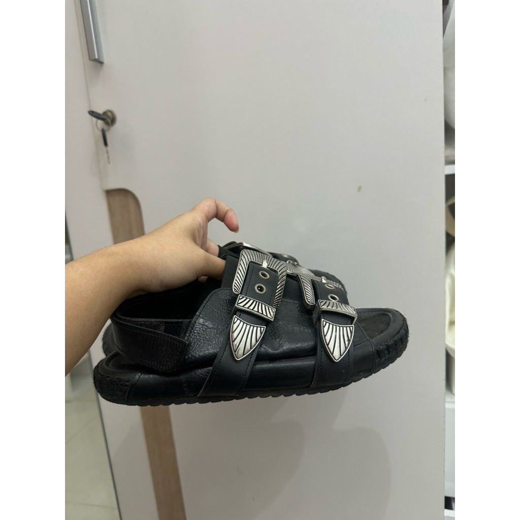 tigah home sandal