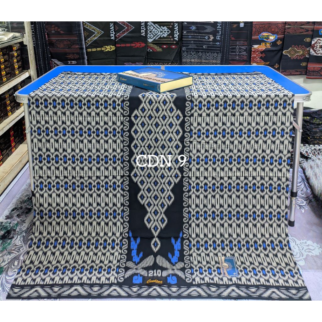 TERLARIS SARUNG CENDANA GOYOR MOTIF KAWUNG