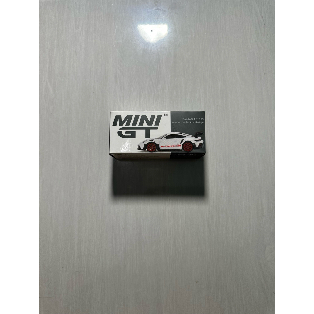 Mini GT Porsche 911 GT3 RS White with Pyro Red Accent Package