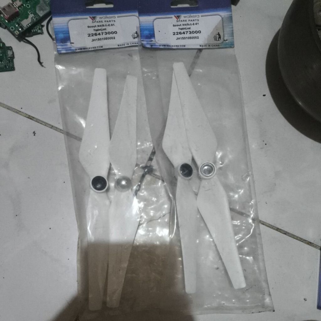 baling baling dron merk walkera