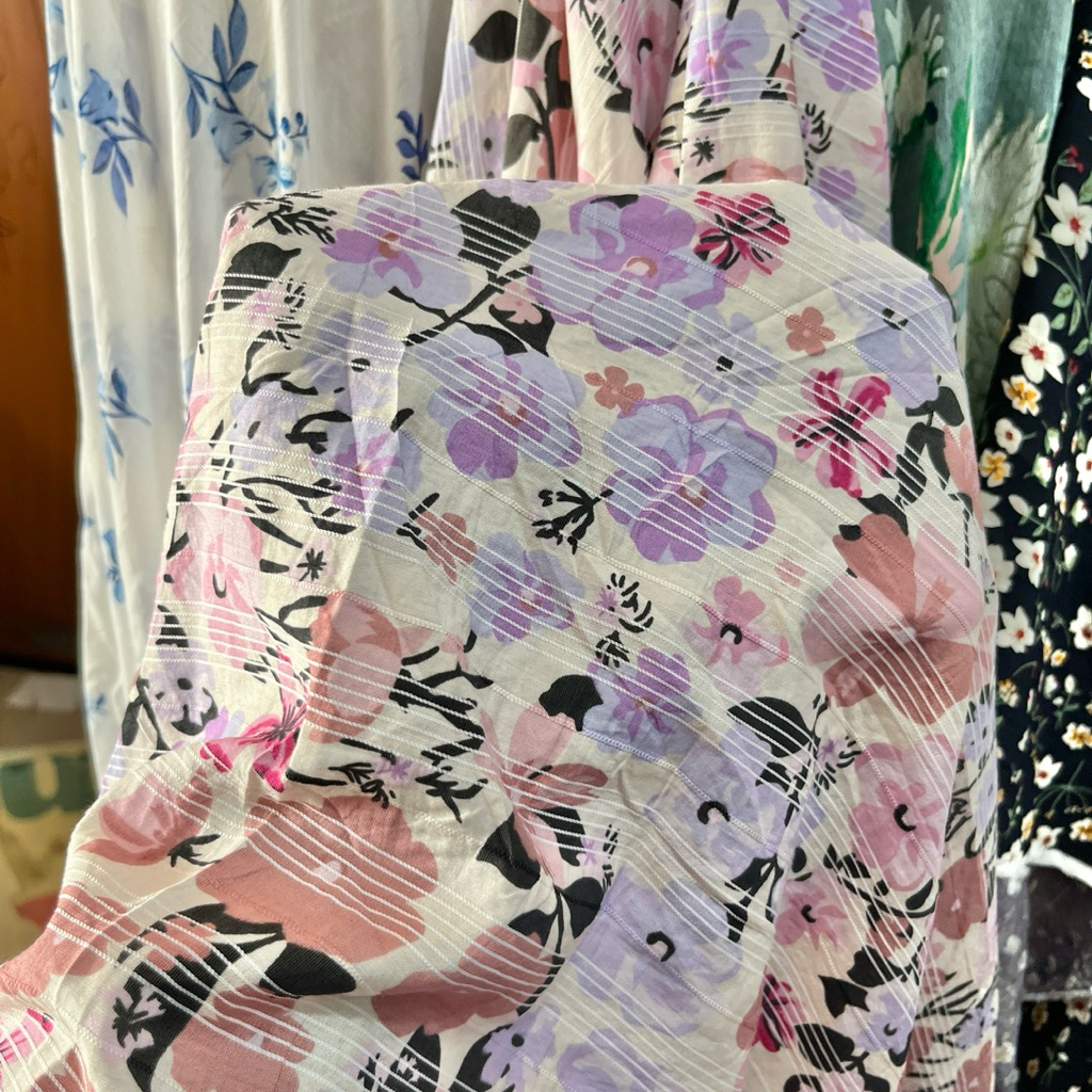 kain katun silk dobby motif bunga - kain katun salur timbul