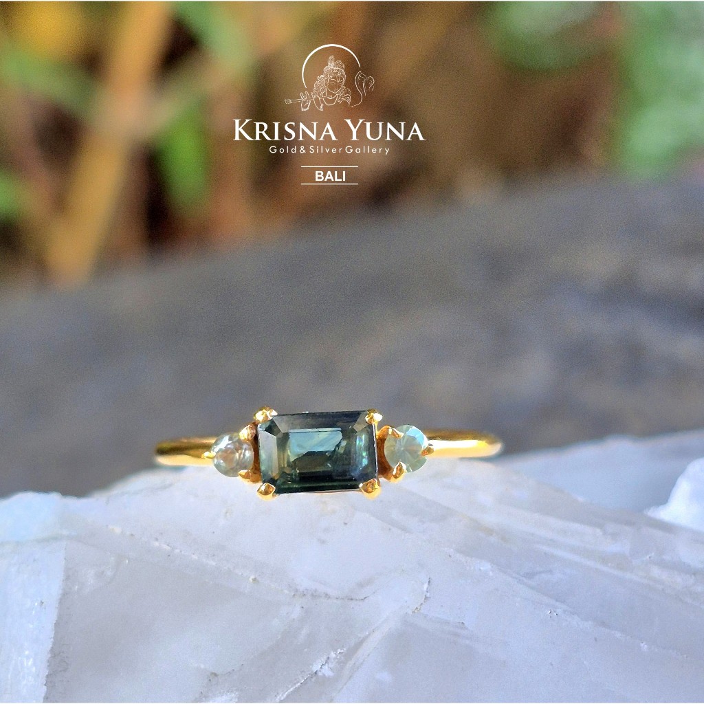 Natural Madagascar Blue Green Sapphire Ring