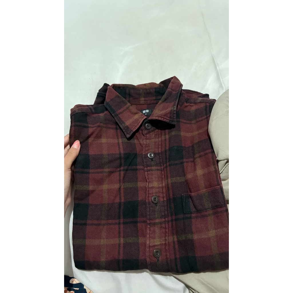 preloved flanel uniqlo