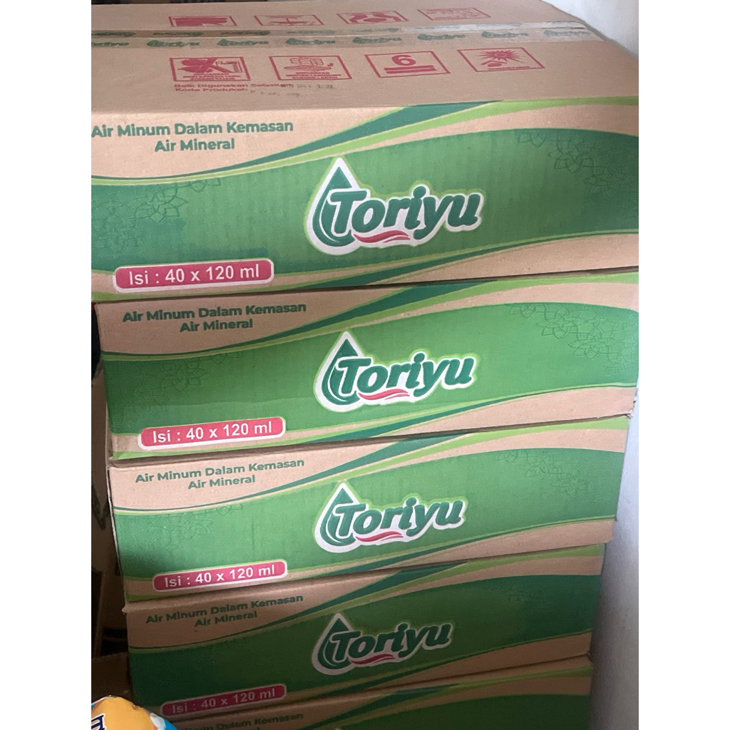 Air Mineral Gelas Mini Karton