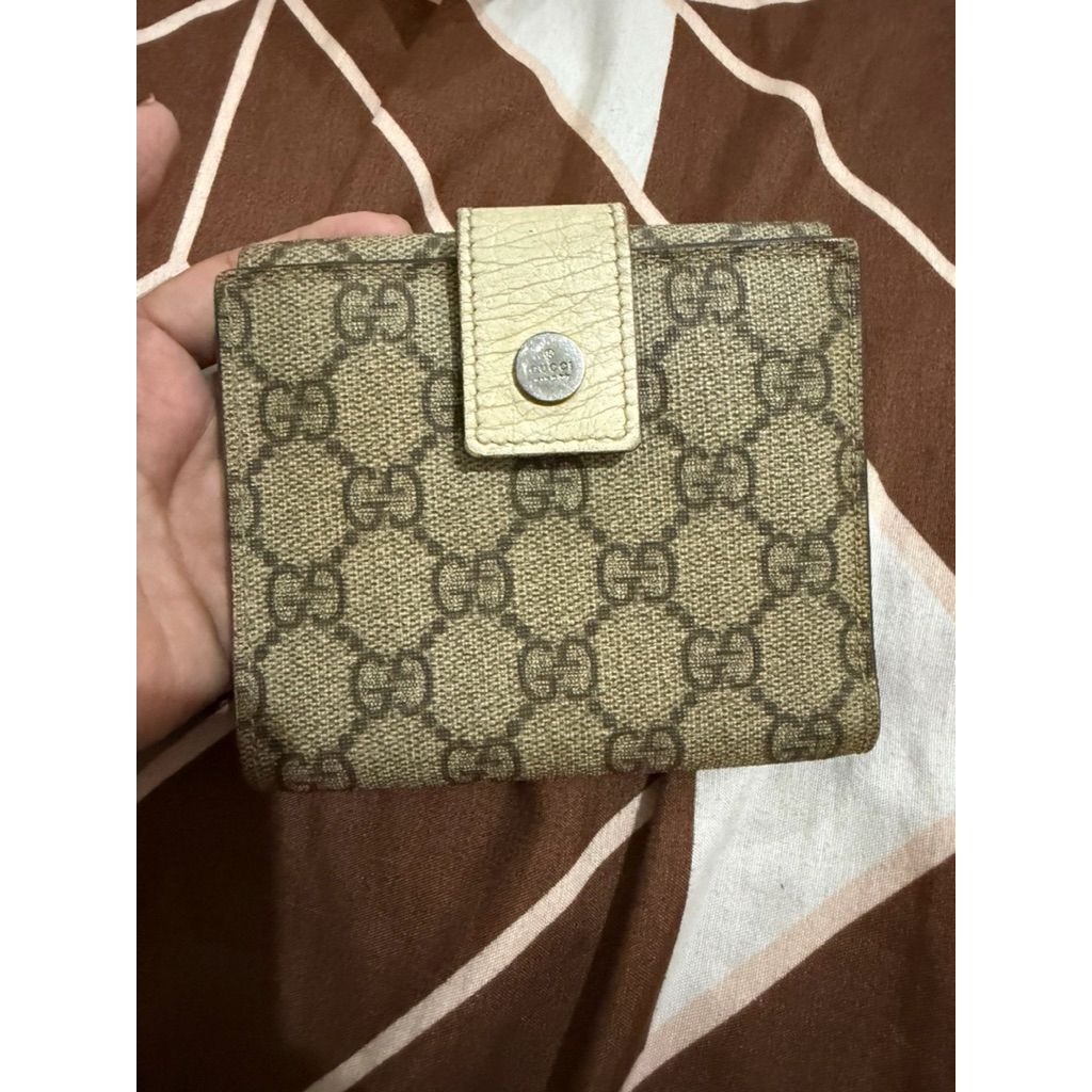 preloved gucci gg coated canvas compact wallet