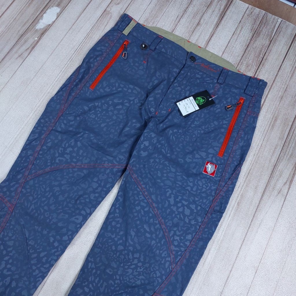 BLACKYAK size 29-30 celana celana gunung outdoor second original
